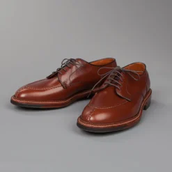 Alden Norwegian Split toe blucher on commando sole in walnut calfskin