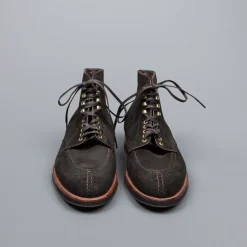 Alden Reverse Earth Chamois NST Boot on Commando Sole