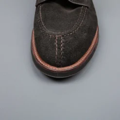 Alden Reverse Earth Chamois NST Boot on Commando Sole
