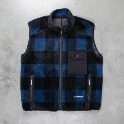 And Wander Fleece Boa Vest Check Blue