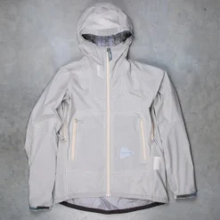 And Wander 3L UL Rain Jacket Light Gray