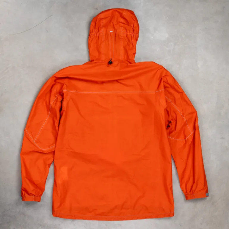 And Wander 3L UL Rain Jacket Red
