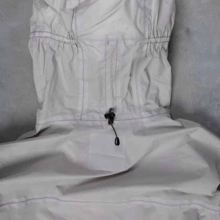 And Wander 3L UL Rain Jacket Light Gray