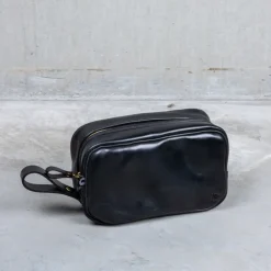 Croots Malton Bridle Leather Wash Bag Black