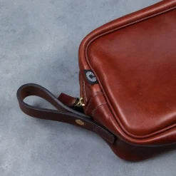 Croots Vintage Leather Wash Bag Port