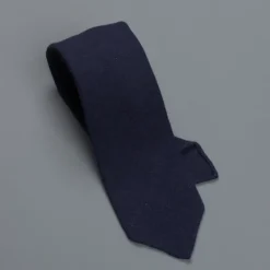 Drakes Cashmere tie untipped navy