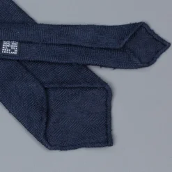Drakes untipped basketweave tie in shantung silk Navy