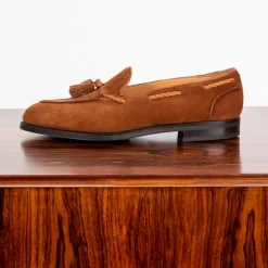 Edward Green Belgravia in Snuff Suede on R1