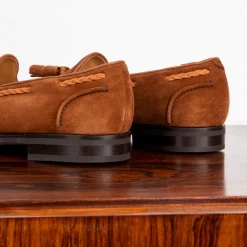 Edward Green Belgravia in Snuff Suede on R1