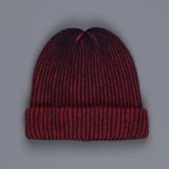 The Elder Statesman 100% Cashmere Watchman cap in Navy/Red