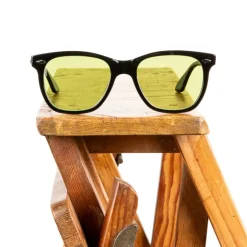 The Real McCoy's Geyser / Black Frame Sunglasses Green
