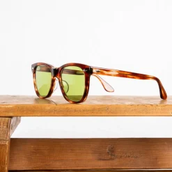 The Real McCoy's Geyser / Brown Frame Sunglasses Green