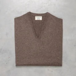 William Lockie Oxton Cashmere V-Neck Pepperpot