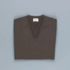 William Lockie Oxton Cashmere V-Neck Scout