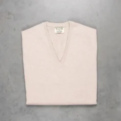 William Lockie Oxton Cashmere V-Neck Swansdown