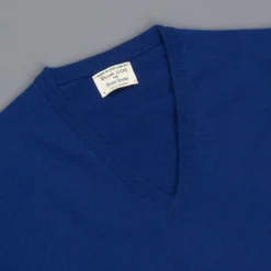 William Lockie Oxton Cashmere V-Neck Mahler