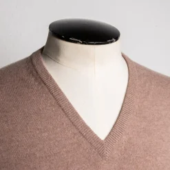 William Lockie Oxton Cashmere V-Neck Dormouse