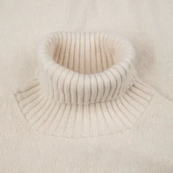 William Lockie x Frans Boone Tip Super Geelong Roll Neck Ivory